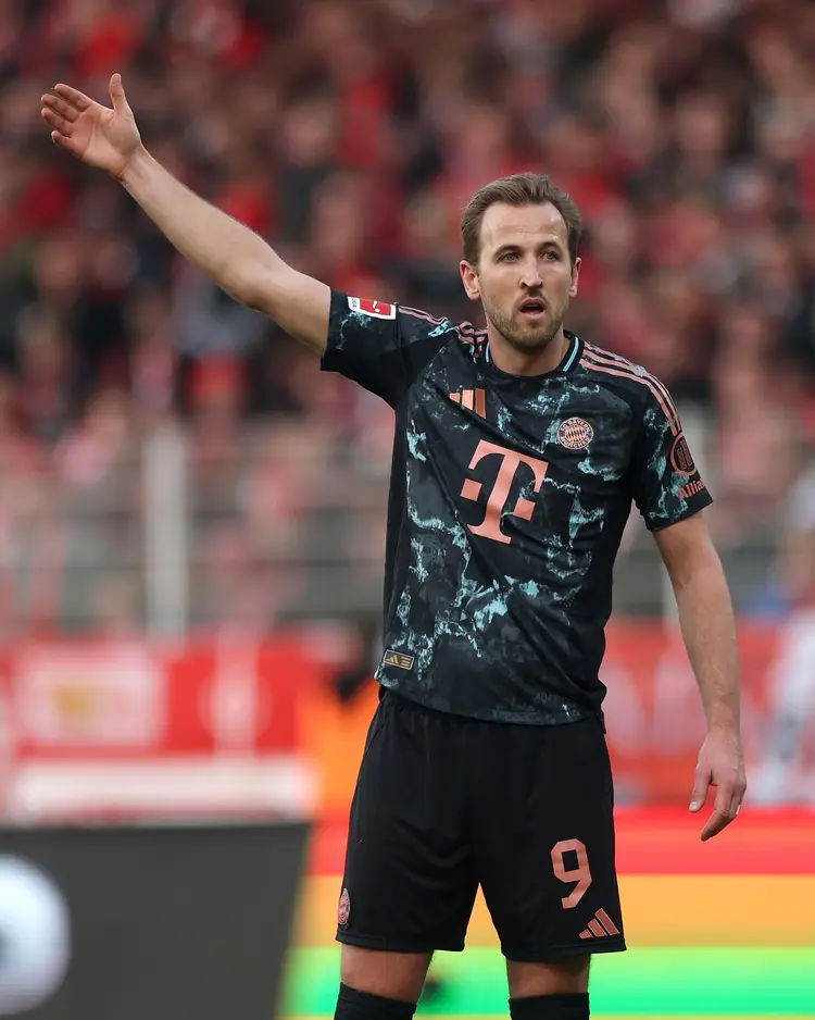 体育平台-凯恩赛后采访哭了