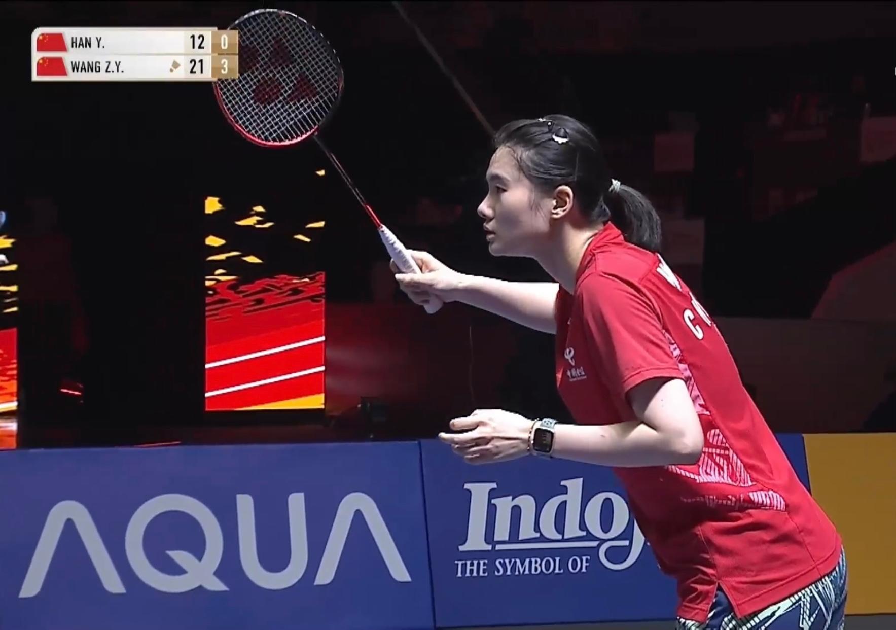 实时赛况-战术调整引发热议！，阿扎伦卡在TL比赛中败北热度持续攀升(阿扎伦卡几个大满贯冠军)