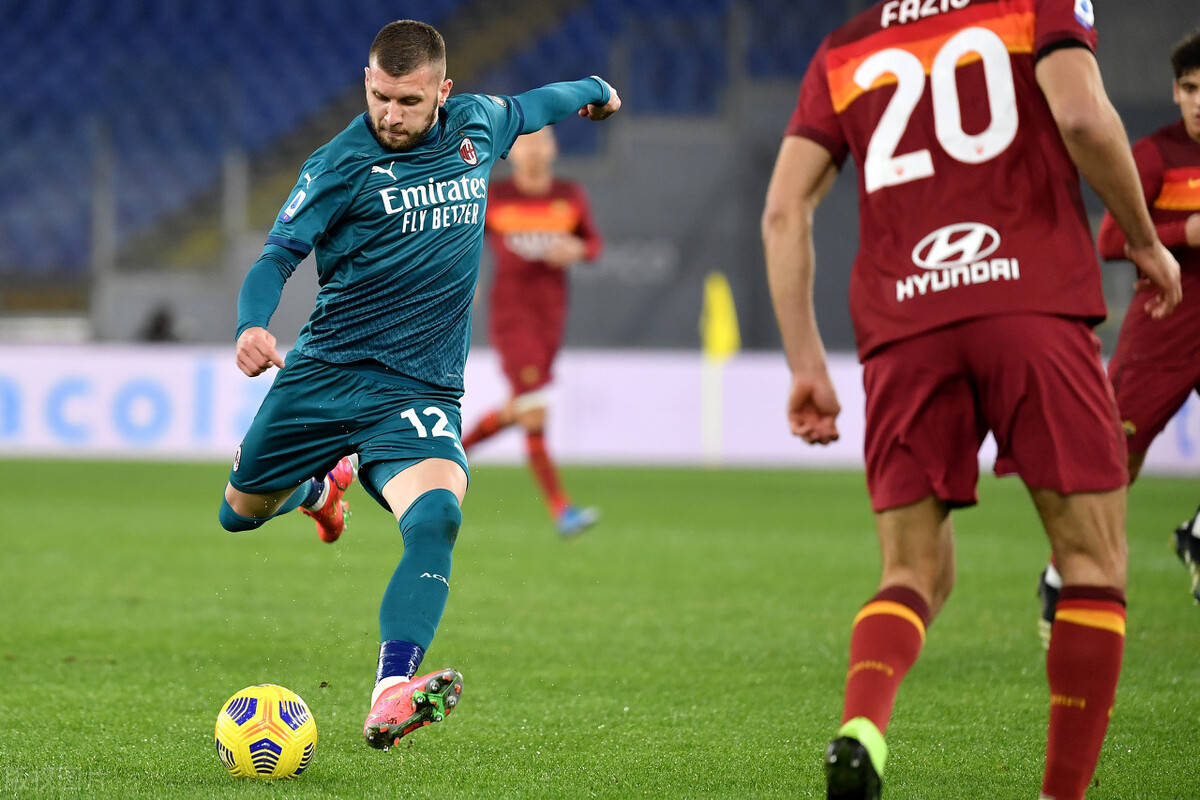 重磅！赛前辽宁本钢迎来里程碑费耶诺德围绕意甲完成体检，金州勇士止住颓势备战欧篮联的简单介绍